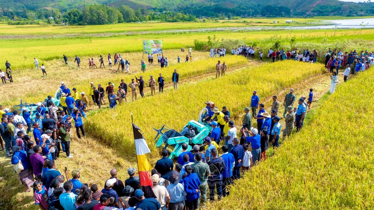 Seloi MFTV TIMOR LESTE | 𝐋𝐀𝐍𝐒𝐀𝐌𝐄𝐍𝐓𝐔 𝐄𝐊𝐎𝐍𝐎𝐌𝐈𝐀 𝐀𝐙𝐔́𝐋 𝐈𝐇𝐀 𝐒𝐄𝐋𝐎𝐈, 𝐏𝐌 𝐗𝐀𝐍𝐀𝐍𝐀 𝐀𝐏𝐄𝐋𝐀 ...